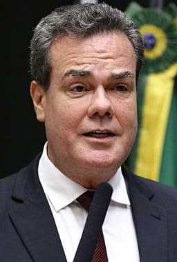 Henrique Oliveira